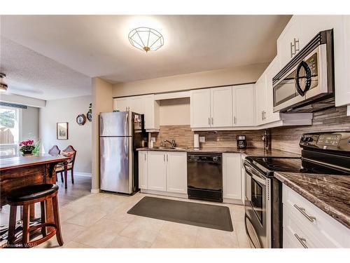 29-35 Westheights Drive, Kitchener, ON - Indoor Photo Showing Kitchen With Stainless Steel Kitchen