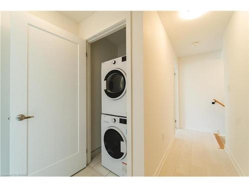 A13-10 Palace Street, Kitchener, ON - Indoor Photo Showing Laundry Room