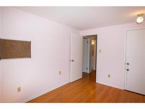 107 Glenroy Crescent, London, ON - Indoor Photo Showing Other Room