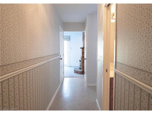 107 Glenroy Crescent, London, ON - Indoor Photo Showing Other Room