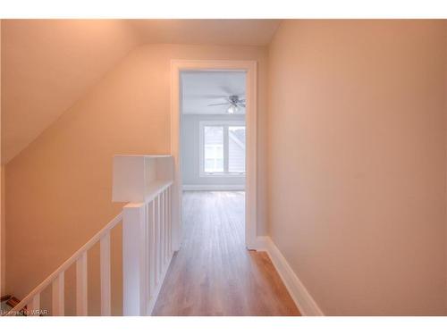 29 Second Avenue, Cambridge, ON - Indoor Photo Showing Other Room