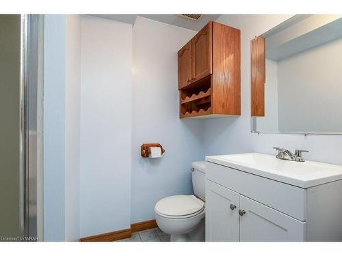 12 Hubert Street, Cambridge, ON - Indoor Photo Showing Bathroom