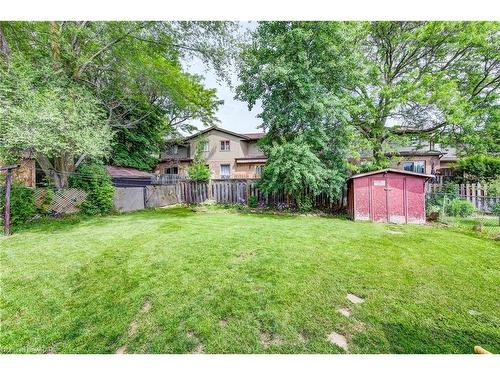 20 Blackwell Drive, Kitchener, ON - Outdoor With Backyard