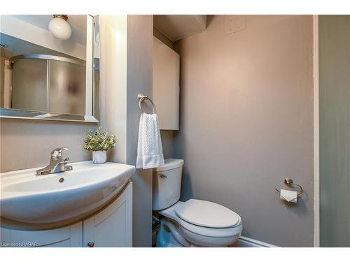 74 Shadeland Crescent, Kitchener, ON - Indoor Photo Showing Bathroom