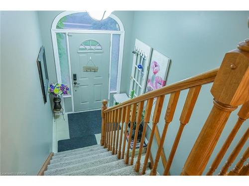 95 Pinnacle Crescent, Guelph, ON - Indoor Photo Showing Other Room