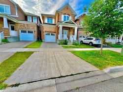 47 West Oak Trail  Kitchener, ON N2R 0L1