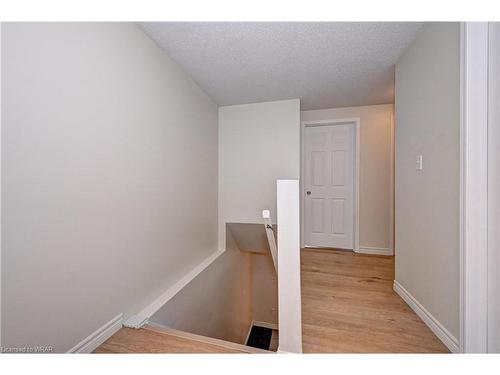 572 Mortimer Drive, Cambridge, ON - Indoor Photo Showing Other Room