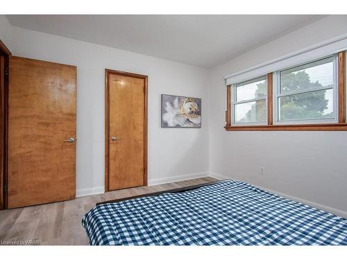 155 Oriole Street, Waterloo, ON - Indoor Photo Showing Bedroom