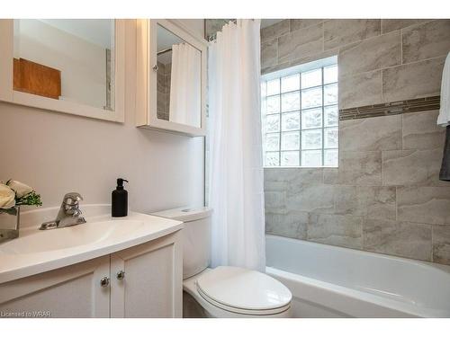 155 Oriole Street, Waterloo, ON - Indoor Photo Showing Bathroom
