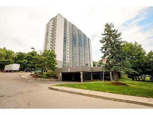 604-55 Green Valley Drive, Kitchener, ON - Outdoor With Facade