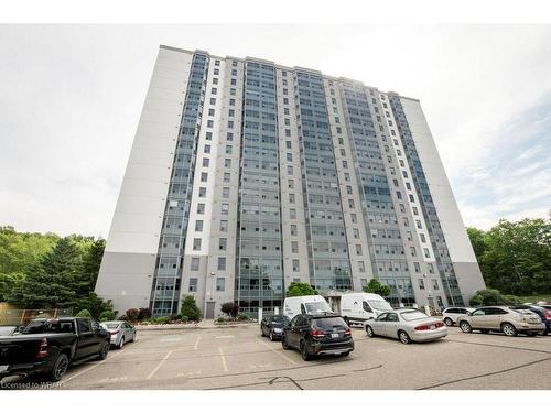 604-55 Green Valley Drive, Kitchener, ON - Outdoor With Facade