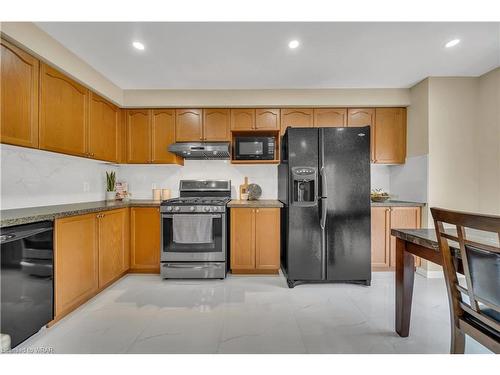 8 Bugdale Drive, Cambridge, ON - Indoor Photo Showing Kitchen