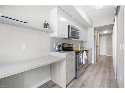 212-308 Lester Street, Waterloo, ON - Indoor Photo Showing Kitchen