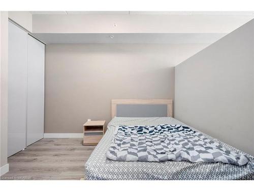 212-308 Lester Street, Waterloo, ON - Indoor Photo Showing Bedroom