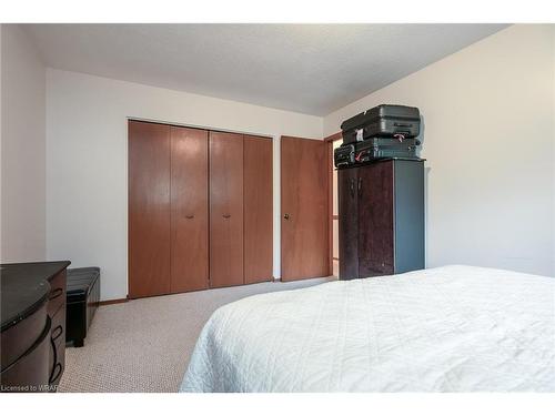 486 Strasburg Road, Kitchener, ON - Indoor Photo Showing Bedroom