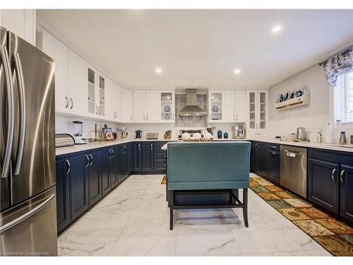 6 Oak Street, Cambridge, ON - Indoor Photo Showing Kitchen