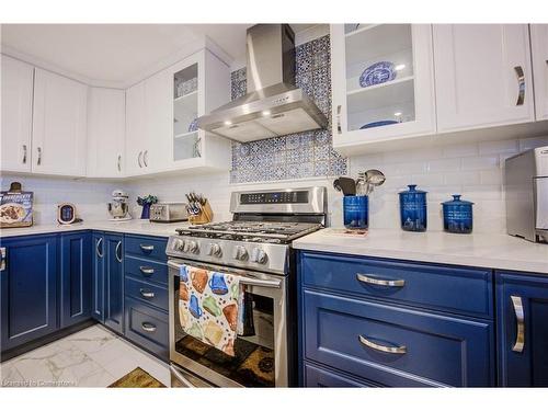 6 Oak Street, Cambridge, ON - Indoor Photo Showing Kitchen