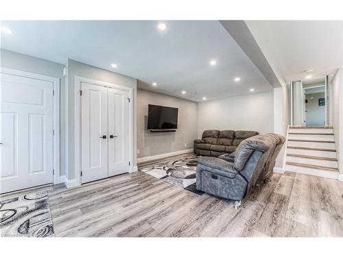 626 Pioneer Drive, Kitchener, ON - Indoor