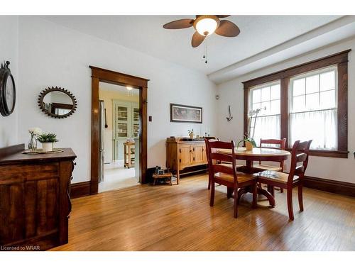 6 Chalmers Street S, Cambridge, ON - Indoor Photo Showing Dining Room