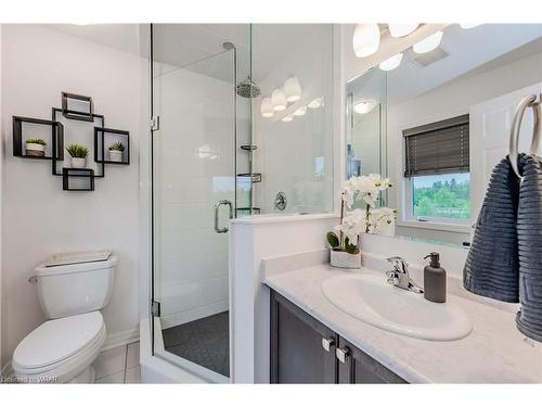 3-455 Guelph Avenue, Cambridge, ON - Indoor Photo Showing Bathroom