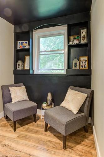 9499 Maas Park Drive, Mount Forest, ON - Indoor Photo Showing Bedroom