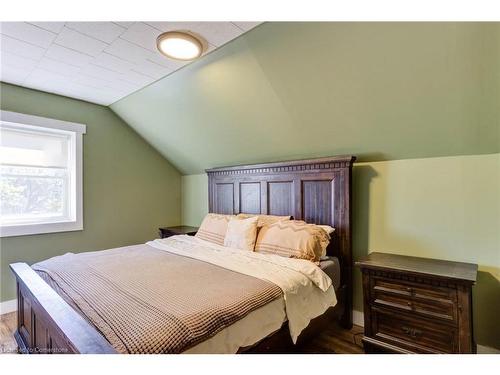 9499 Maas Park Drive, Mount Forest, ON - Indoor Photo Showing Bedroom