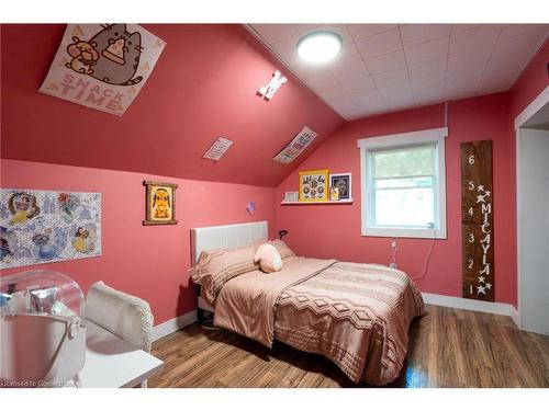 9499 Maas Park Drive, Mount Forest, ON - Indoor Photo Showing Bedroom