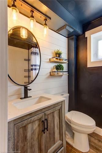 9499 Maas Park Drive, Mount Forest, ON - Indoor Photo Showing Bathroom