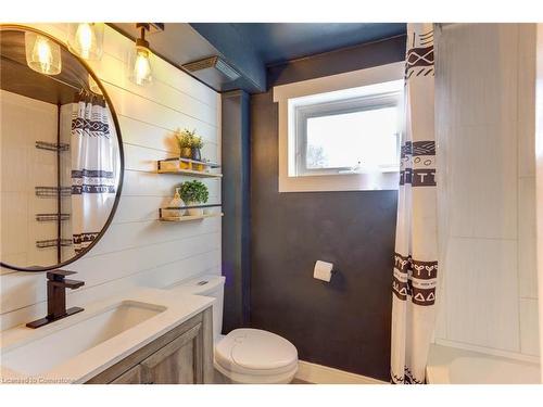 9499 Maas Park Drive, Mount Forest, ON - Indoor Photo Showing Bathroom