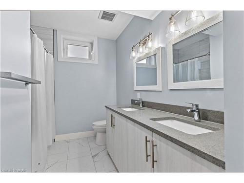 24 Sylvia Street, Kitchener, ON - Indoor Photo Showing Bathroom