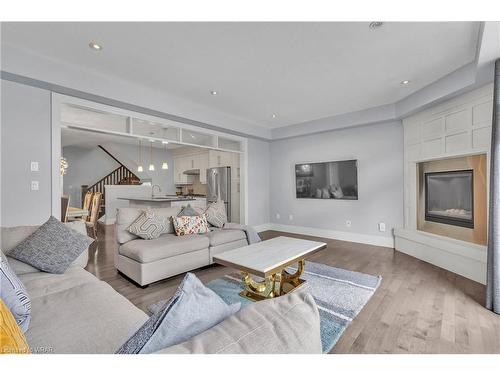 140 Oak Park Drive, Waterloo, ON - Indoor Photo Showing Living Room With Fireplace