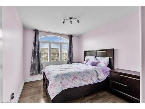 140 Oak Park Drive, Waterloo, ON - Indoor Photo Showing Bedroom