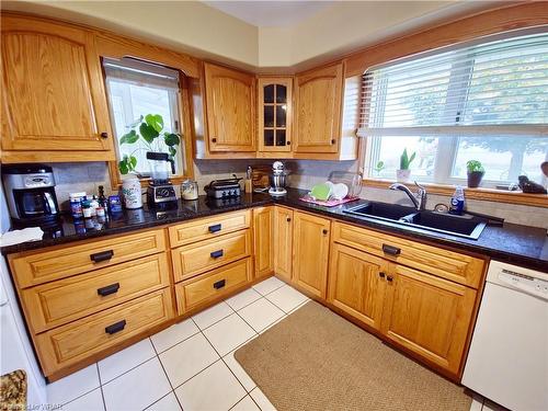 17 Cemetery Road, Norfolk County, ON - Indoor Photo Showing Kitchen With Double Sink