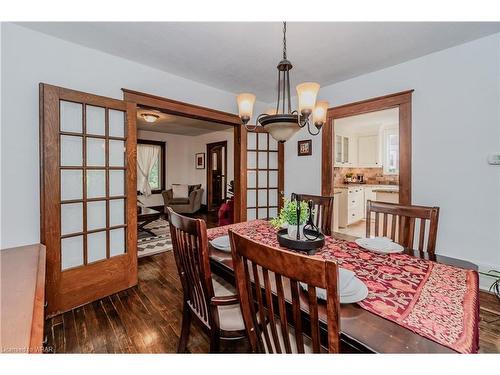 115 Homewood Avenue, Kitchener, ON - Indoor Photo Showing Dining Room