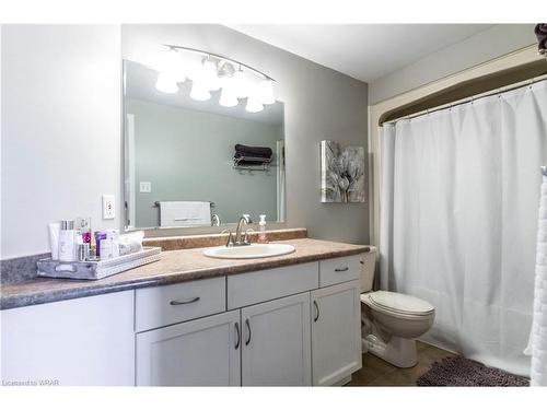 59 Swartz Street, Kitchener, ON - Indoor Photo Showing Bathroom