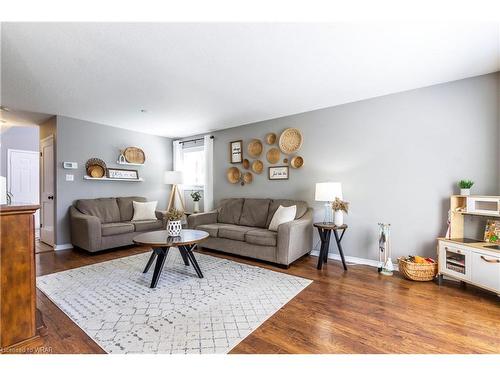 59 Swartz Street, Kitchener, ON - Indoor Photo Showing Living Room