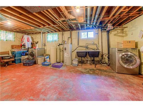 10 Lowell Street S, Cambridge, ON - Indoor Photo Showing Basement