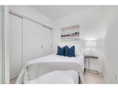 1611-48 Power Street, Toronto, ON - Indoor Photo Showing Bedroom