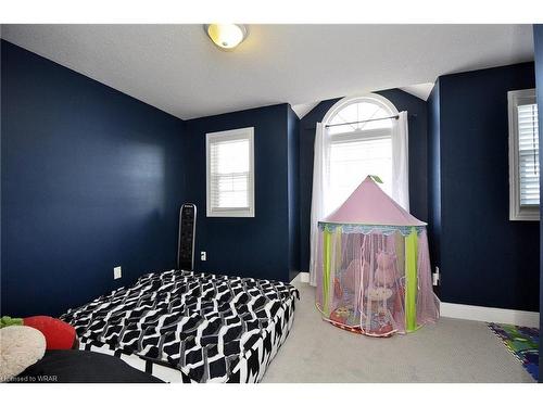 46 Dahlia Street, Kitchener, ON - Indoor Photo Showing Bedroom