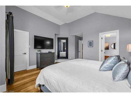 79 Pine Valley Drive, Kitchener, ON - Indoor Photo Showing Bedroom