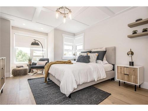 156 Newman Drive, Cambridge, ON - Indoor Photo Showing Bedroom