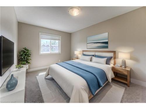 17-275 Old Huron Road, Kitchener, ON - Indoor Photo Showing Bedroom