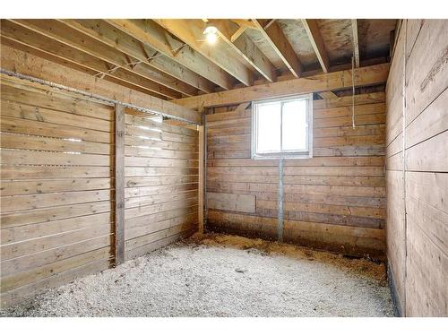 6690 Gore Road, Puslinch, ON - Indoor Photo Showing Basement