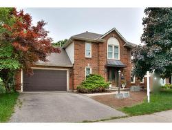 69 Manitoulin Crescent  Kitchener, ON N2A 3H6