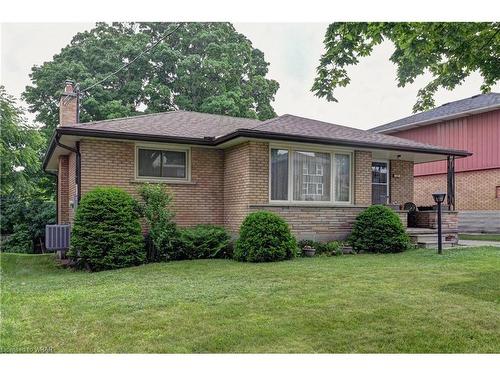 32 Southdale Avenue, Kitchener, ON - Outdoor