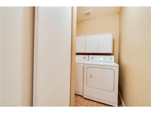 13C-350 Doon Valley Drive, Kitchener, ON - Indoor Photo Showing Laundry Room