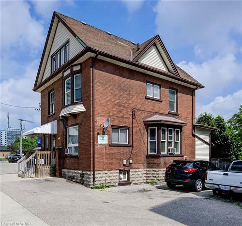 698 King Street W, Kitchener, ON - Outdoor