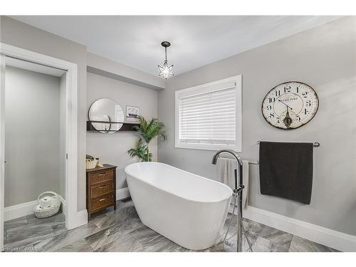 62 Roos Street, Kitchener, ON - Indoor Photo Showing Bathroom