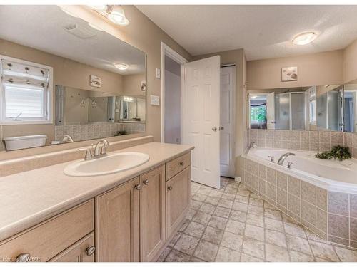 26 Periwinkle Street, Kitchener, ON - Indoor Photo Showing Bathroom