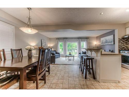 26 Periwinkle Street, Kitchener, ON - Indoor Photo Showing Dining Room